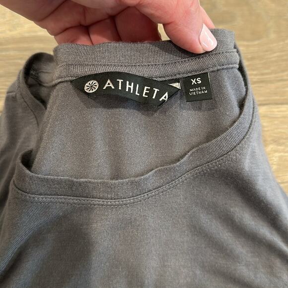 ATHLETA‎ Slate Gray Threadlight Twist Side Active Workout Yoga Tank Top Size XS - Picture 8 of 10